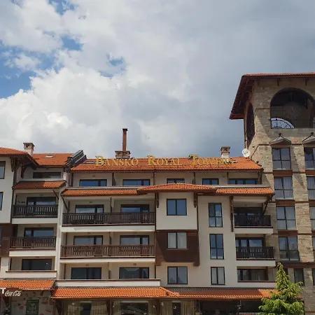 дупката на чичо кърт On The Gondola Main Ski Lift