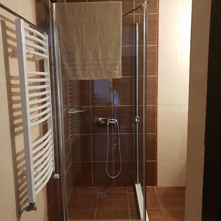 Apartment дупката на чичо кърт On The Gondola Main Ski Lift